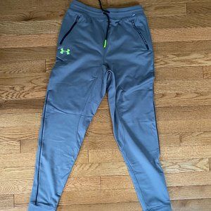 Under Armour, tapered leg joggers, youth large